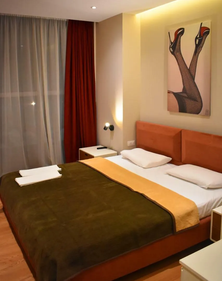 **  Star Hotel Astir Yzberishti Albánie