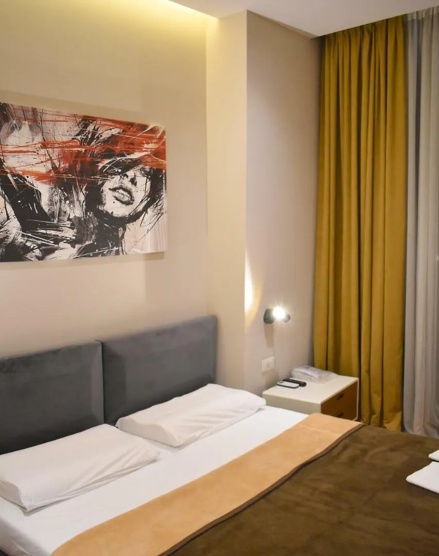 **  Star Hotel Astir Yzberishti Albánie